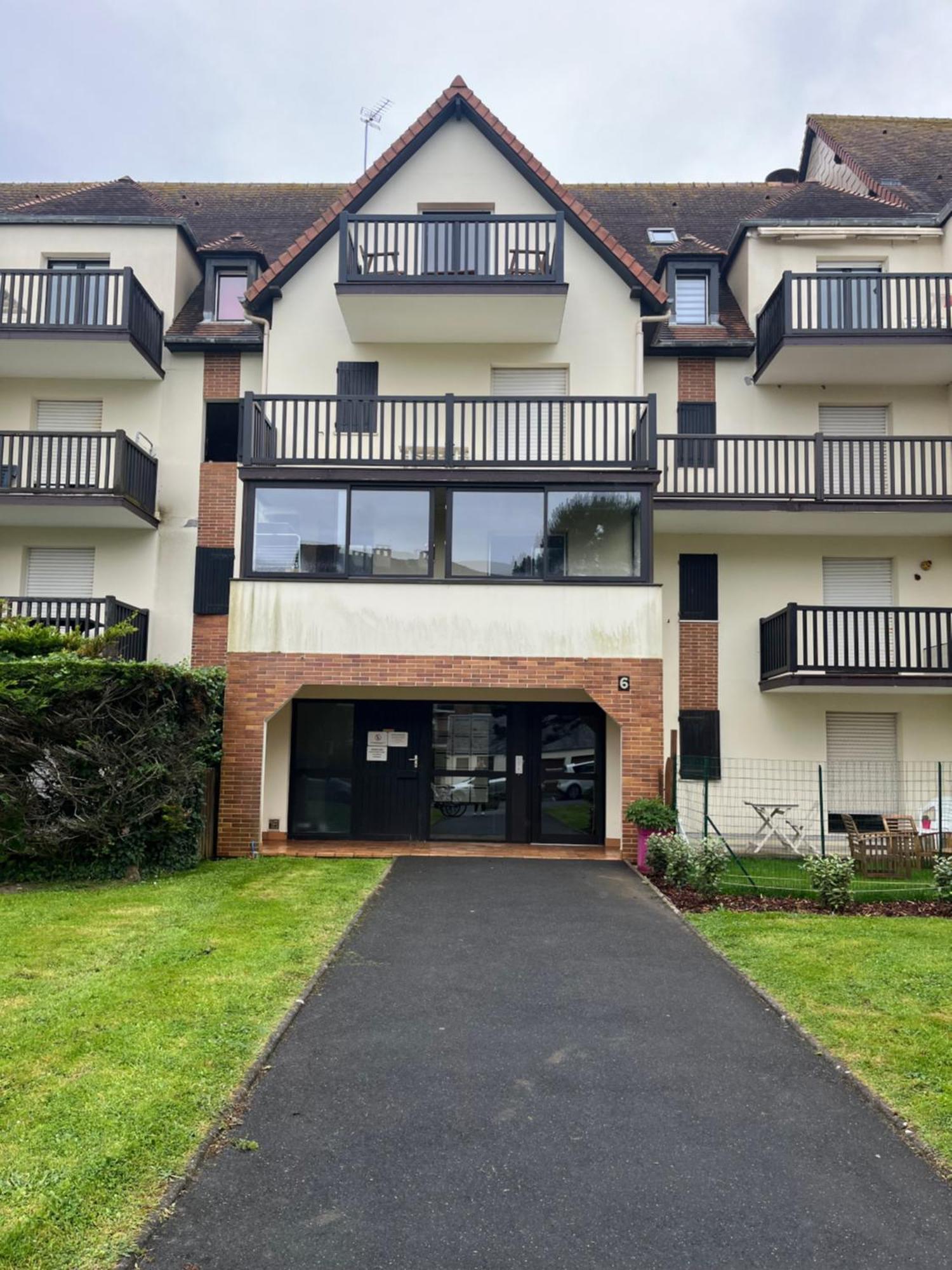 Ferienwohnung La Parenthese Cabourgeaise Exterior foto